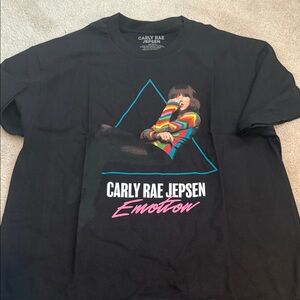 Carly Rae Jepsen emotion T-shirt, new large